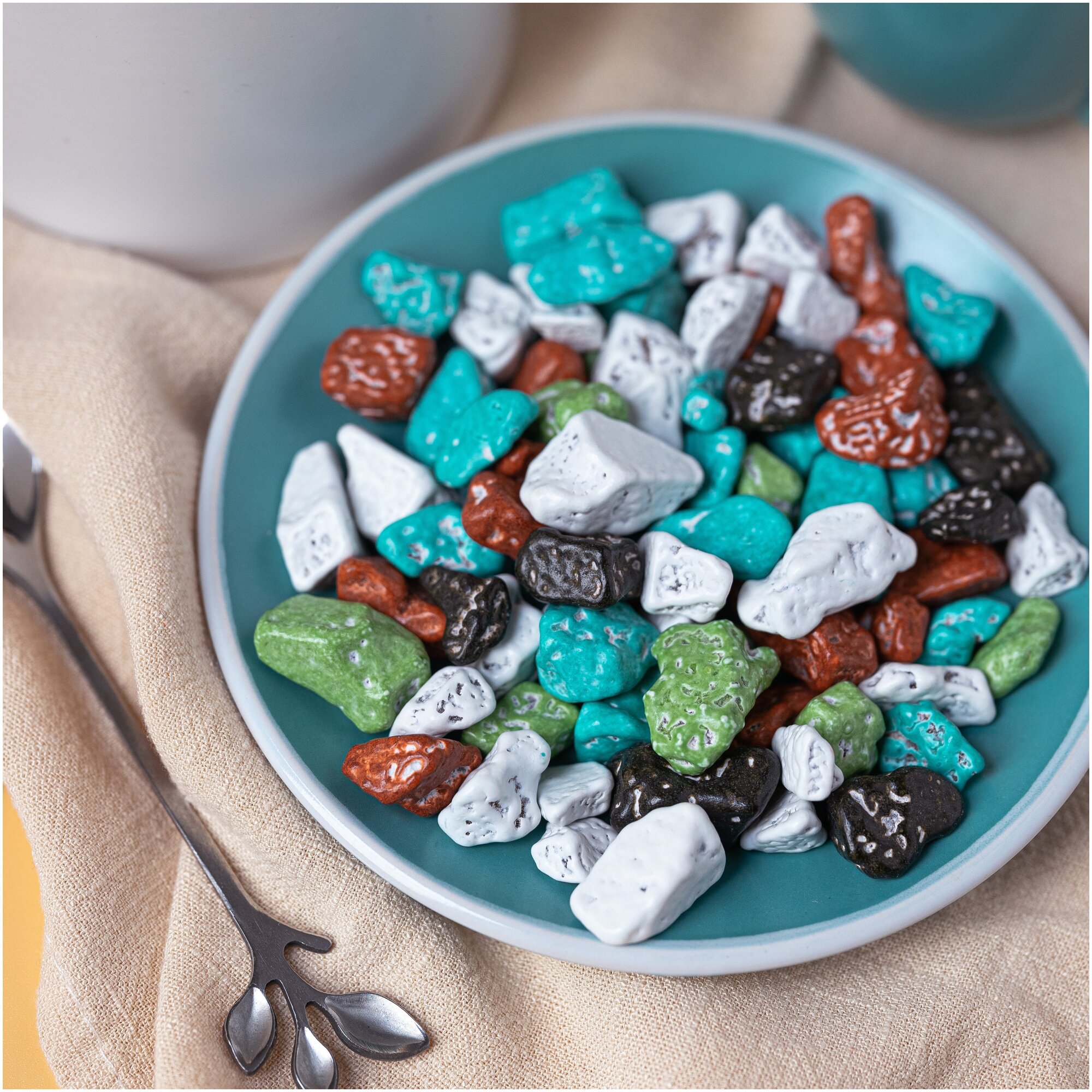 GreenGrand / Шоколадные камушки в молочном шоколаде , Турция, 1000 г - фотография № 1