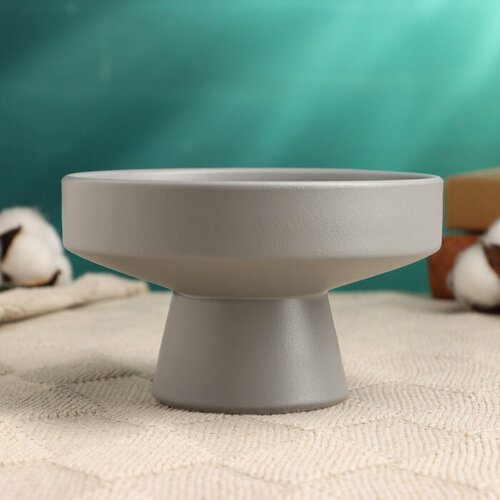 Кашпо - подставка Кристофер 13х13х8см серое 806₽