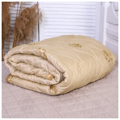 Одеяло Верблюд облег 172х205 см, полиэфирное волокно 150г, 100% полиэстер