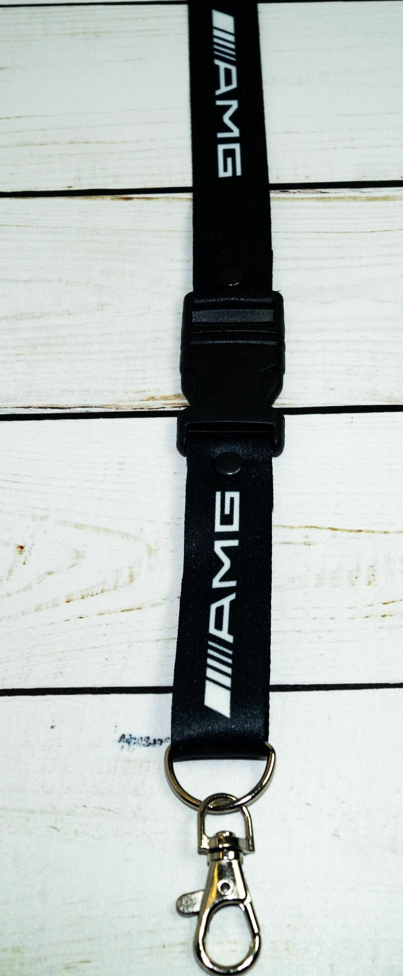 Ланъярдный шнурок для бейджа и ключей AMG
