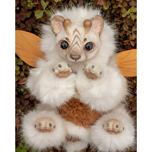 Мишка-шмель белый. Игрушка