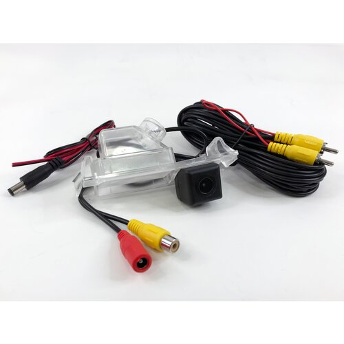 Камера заднего вида в плафоне Kia Rio 3 hatchback 2011-2017 Ceed 2 2012-2018 hatchback 170000₽