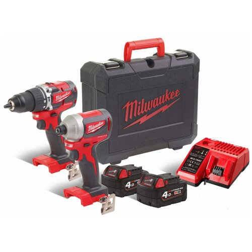 Набор инструментов MILWAUKEE M18 CBLPP2A-402C винтоверт milwaukee m12 fqid 0 4933464972 без акб