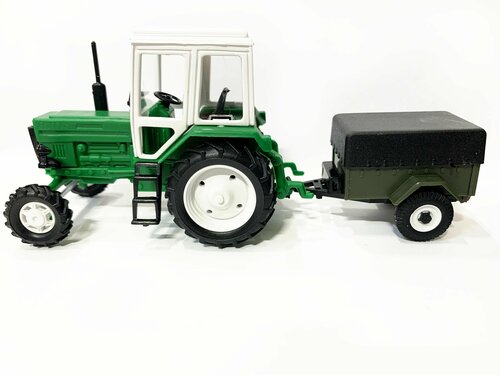 Трактор МТЗ-82 Арт 501 (пластмасса, зеленый) с прицепом-8109 (зеленый) 1:43 160013