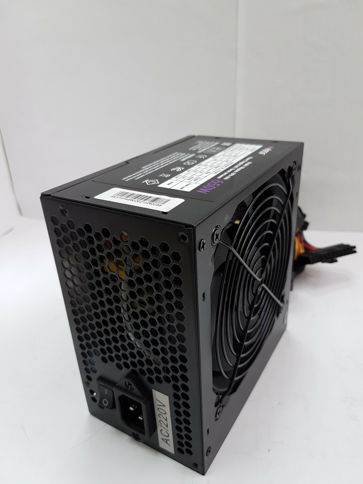 Блок питания HIPER 650W - фото №14