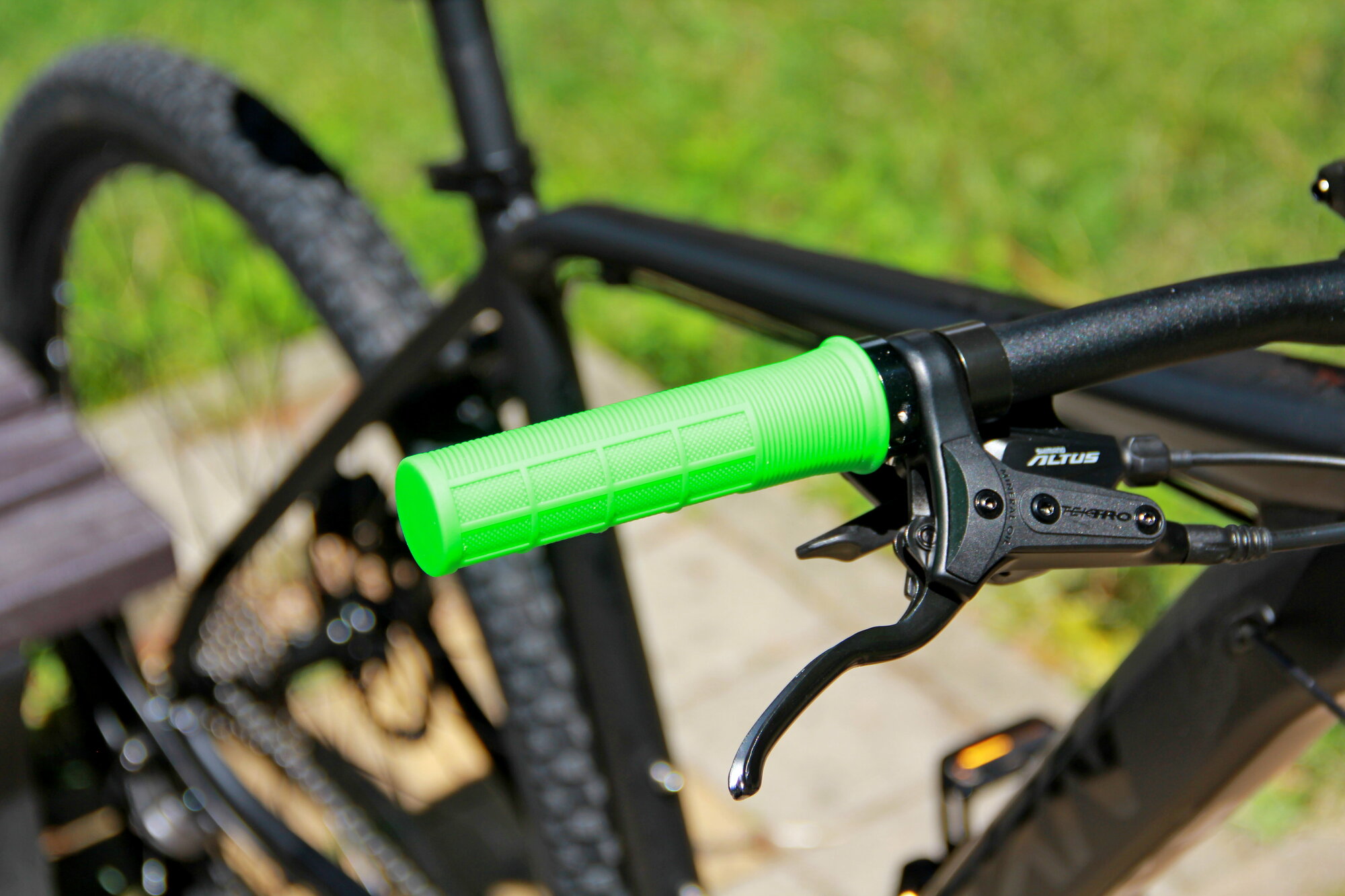 Грипсы для велосипеда Death Grip Green зеленые с локоном, комплект 2 шт