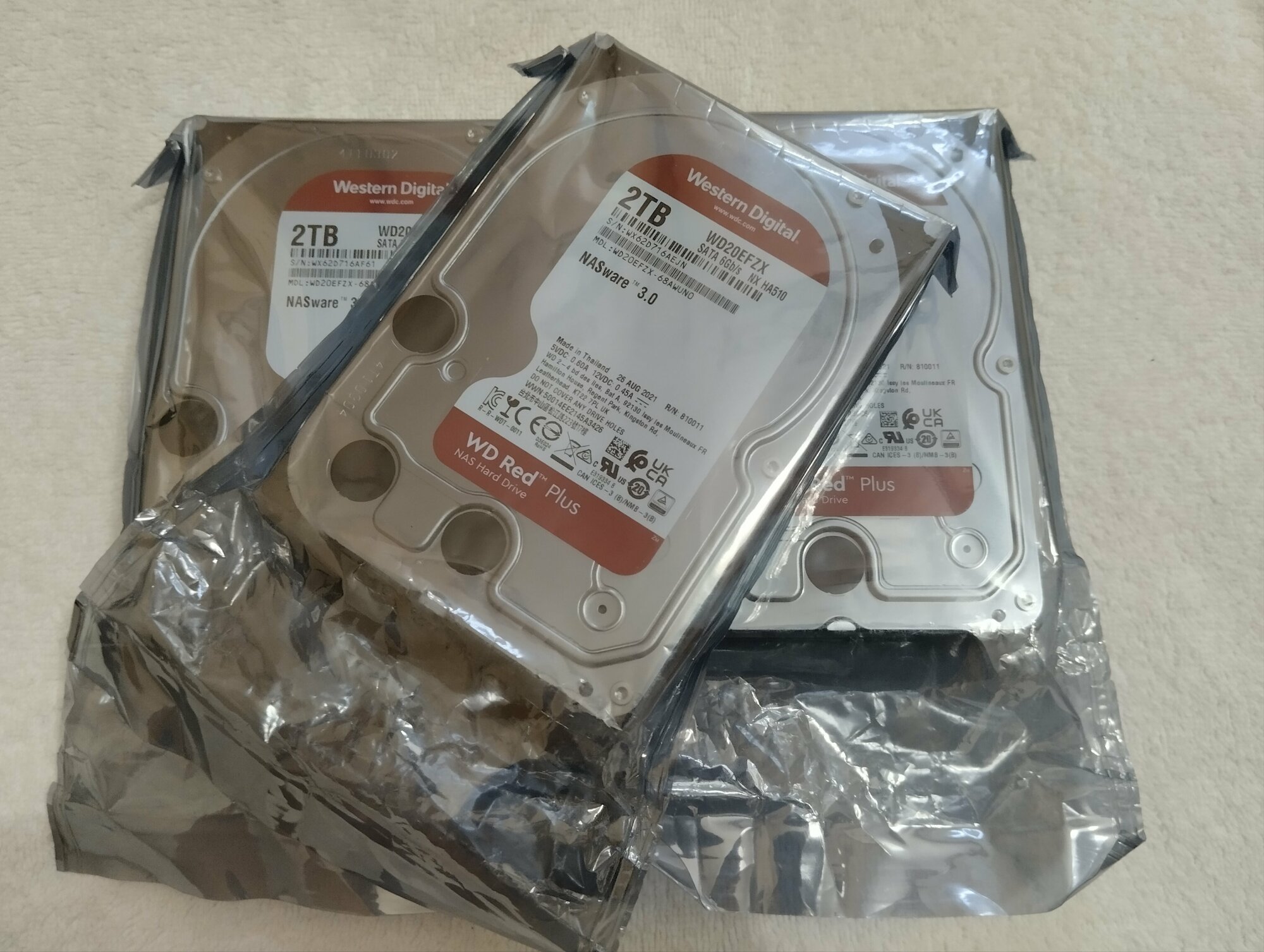 Жесткий диск Western Digital WD Red Plus 2 ТБ WD20EFZX