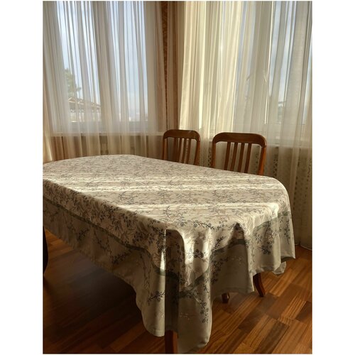 Скатерть на стол прямоугольная Cynthia, 160х220 см, гладкая, цветочная, новогодняя