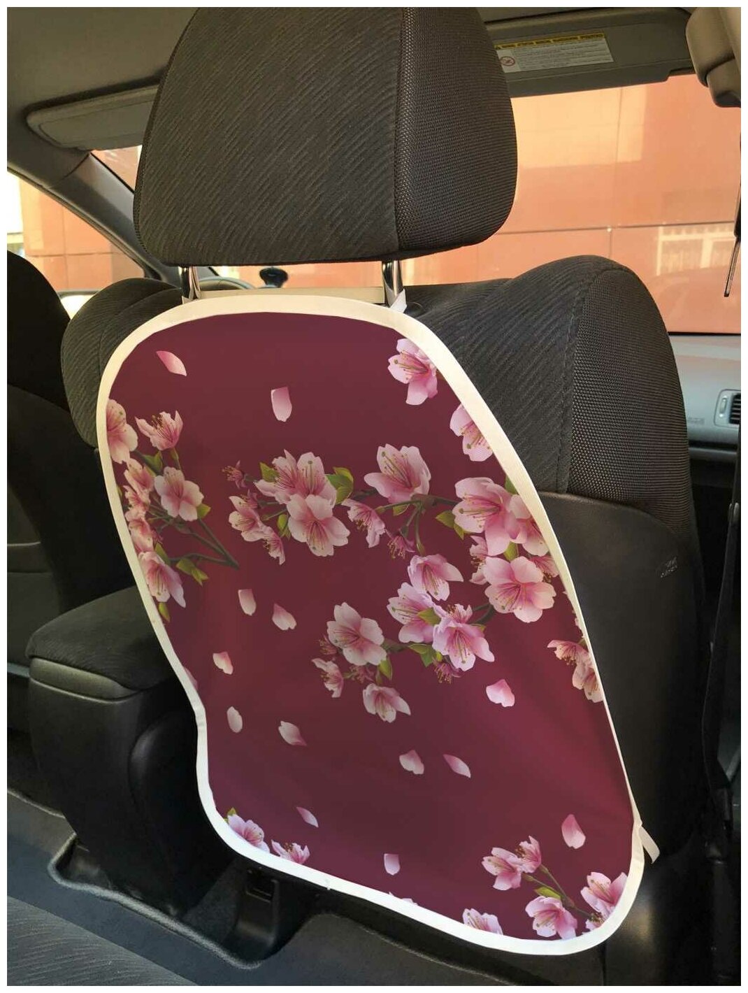 Защитная накидка JoyArty "Цветки сакуры" на спинку автомобильного сидения