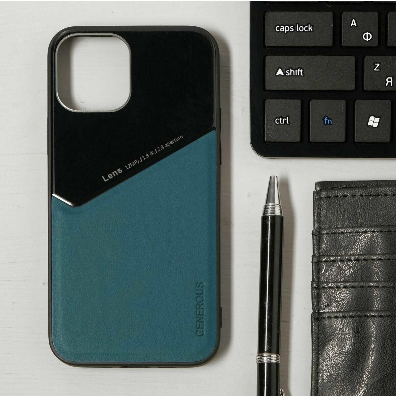 Luazon Home Чехол LuazON для iPhone 12/12 Pro, поддержка MagSafe, вставка из стекла и кожи, зеленый