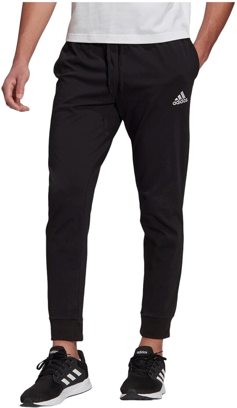 Брюки спортивные adidas Essentials