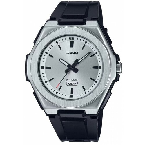 наручные часы casio collection lwa 300h 7e2 синий Наручные часы CASIO Collection LWA-300H-7E2, черный, синий