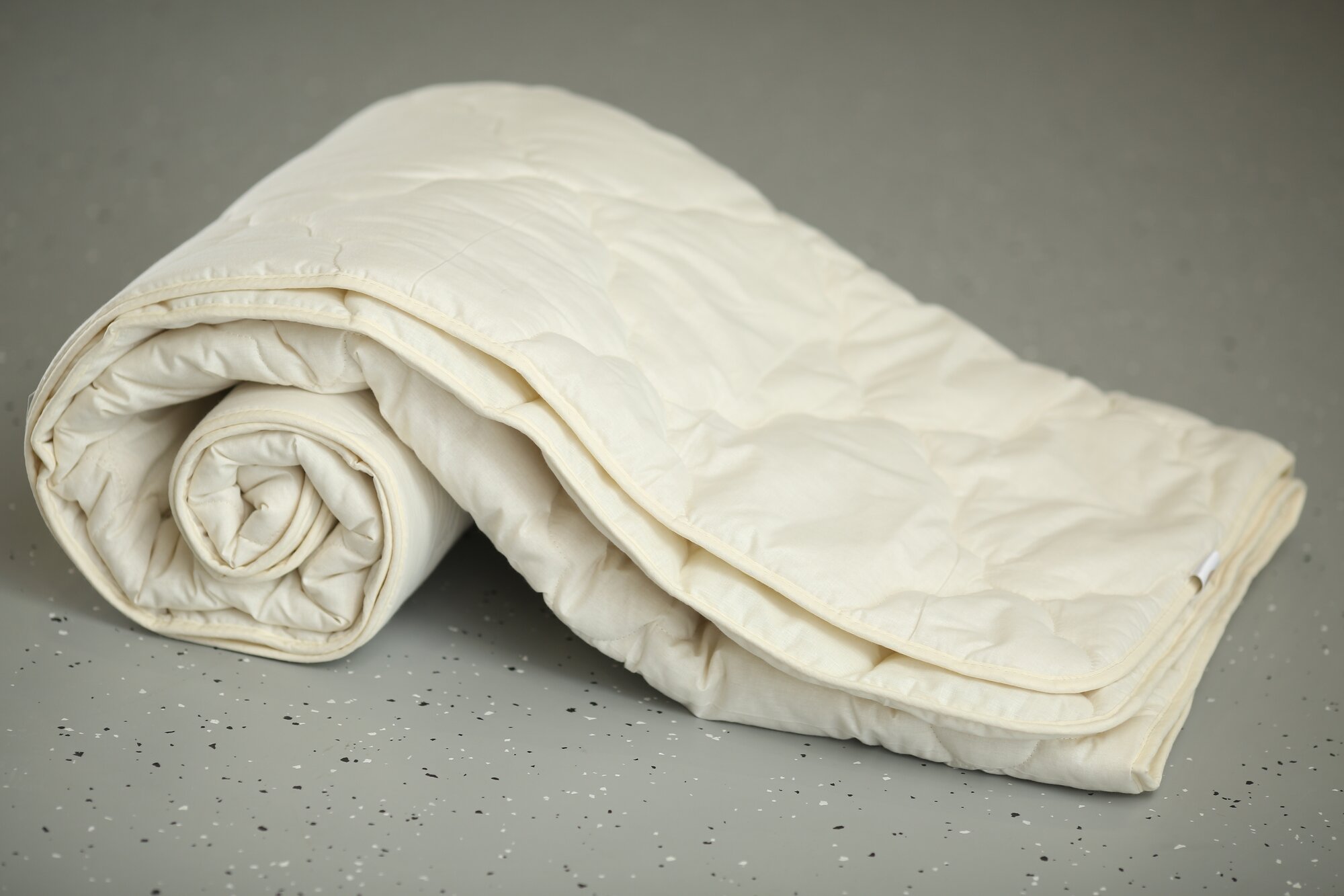 Одеяло 29 (шерсть овечья 300/смесовая ткань) 1,5-спальное - фотография № 4