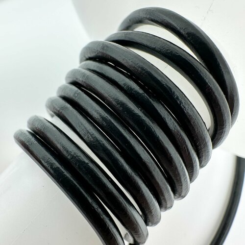 Шнур из прессованной кожи, намотка 3 метра, черный, d 3 мм