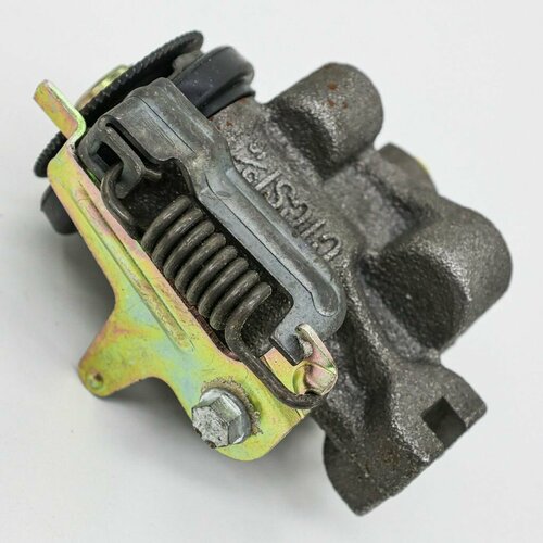 Рабочий тормозной цилиндр передний ISUZU ELF 3943 диаметр 34 без прокачки правый ZEVS автоматическая подводка 2855₽