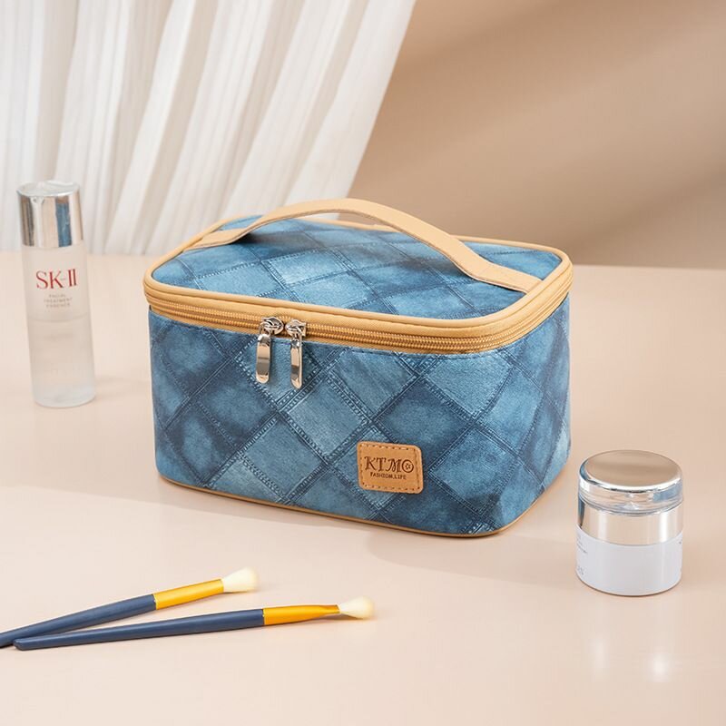 Косметичка 14х10х20 см 