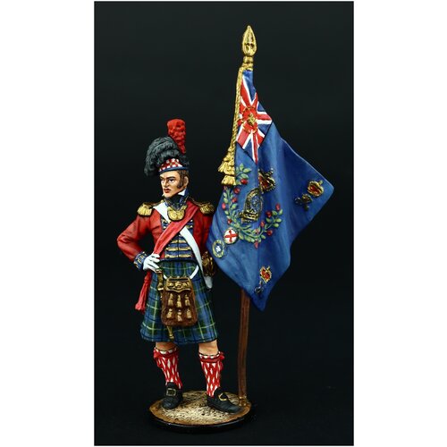 Оловянный солдатик SDS : Офицер-знаменосец 42-го Королевского Хайлэндского Полка, Великобритания, 1806-15 гг. оловянный солдатик sds шотландцы 92 го гордона полка знаменосец 1815 г
