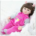 Кукла пупс Реборн мягконабивная девочка 45 см в подарок ребенку . Кукла брюнетка в розовом комбинезоне - изображение