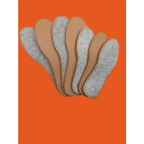 Стельки войлочные на подкладке (1 пара) размер обуви 44