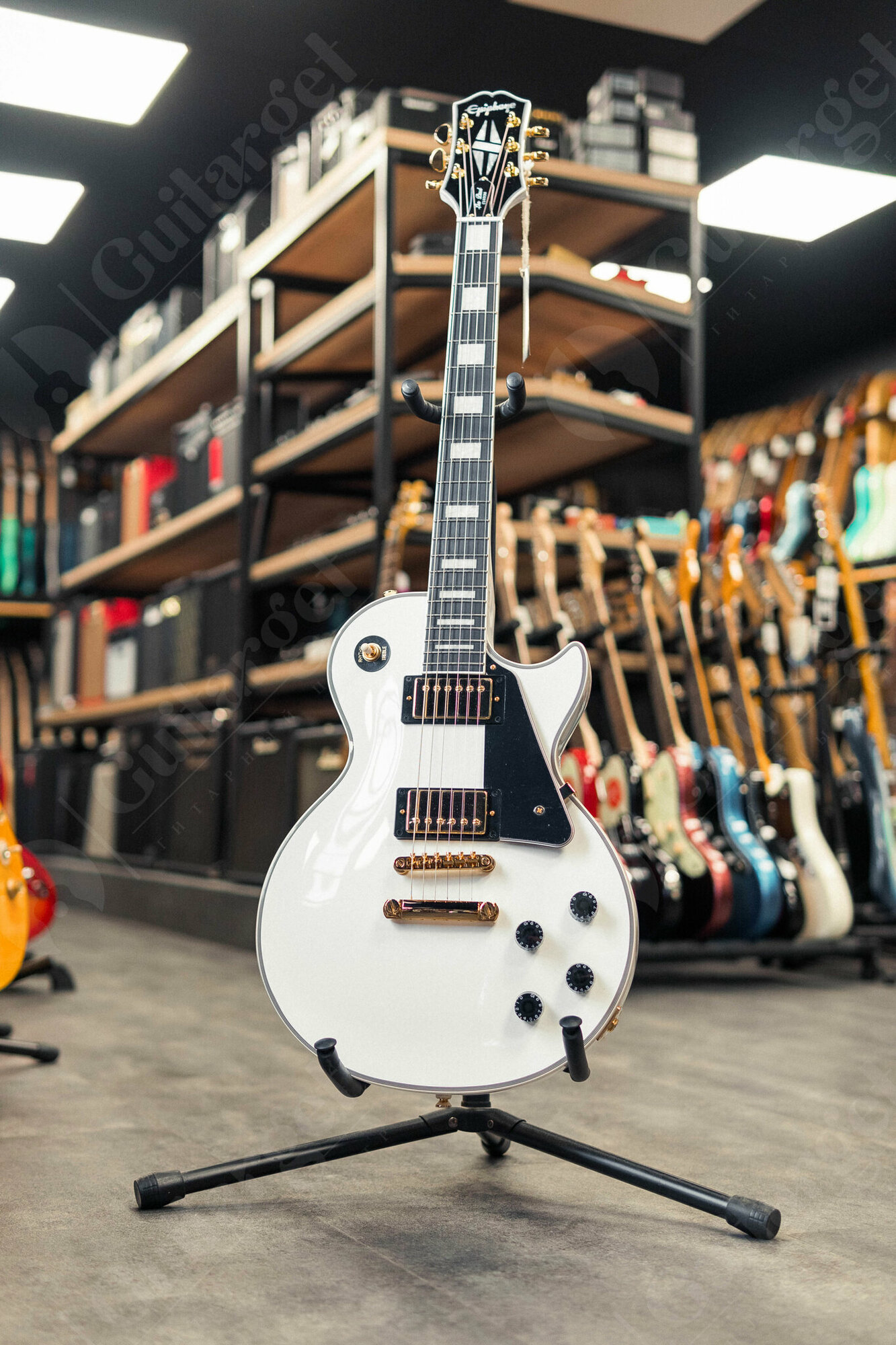 Электрогитара Epiphone Les Paul Custom Alpine White