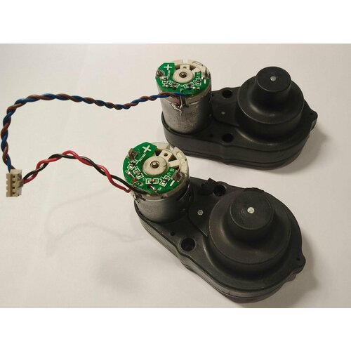 Мотор боковой щетки RL XINCHUANG 12VDC ROSH YR365S-1257B EMC 160304 310-1257-0802 робота-пылесоса DEEBOT D83 1450₽