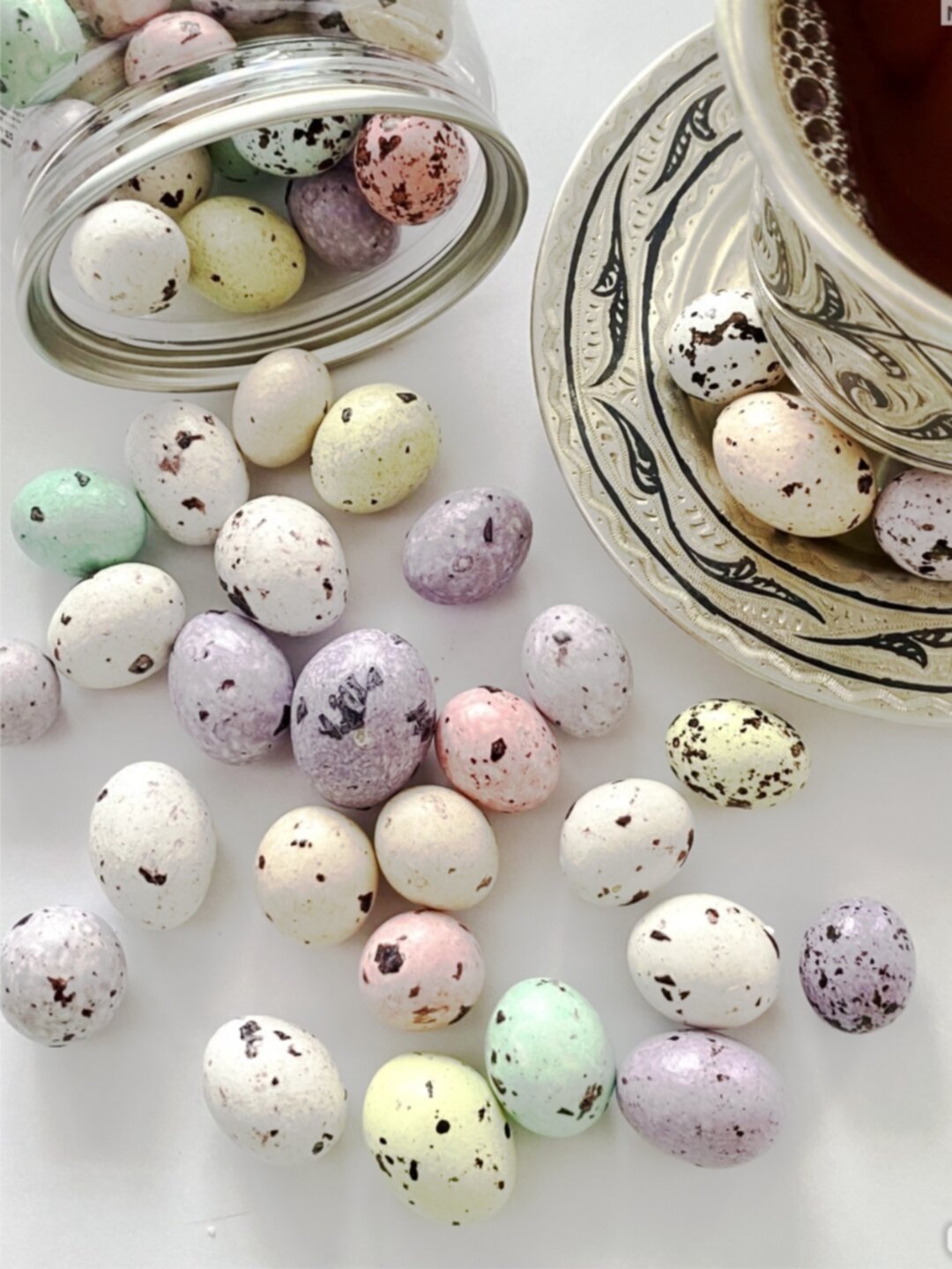 Шоколадные перепелиные яйца "Sladus Regi-Light", 400гр, в прозрачном банке — фото 1