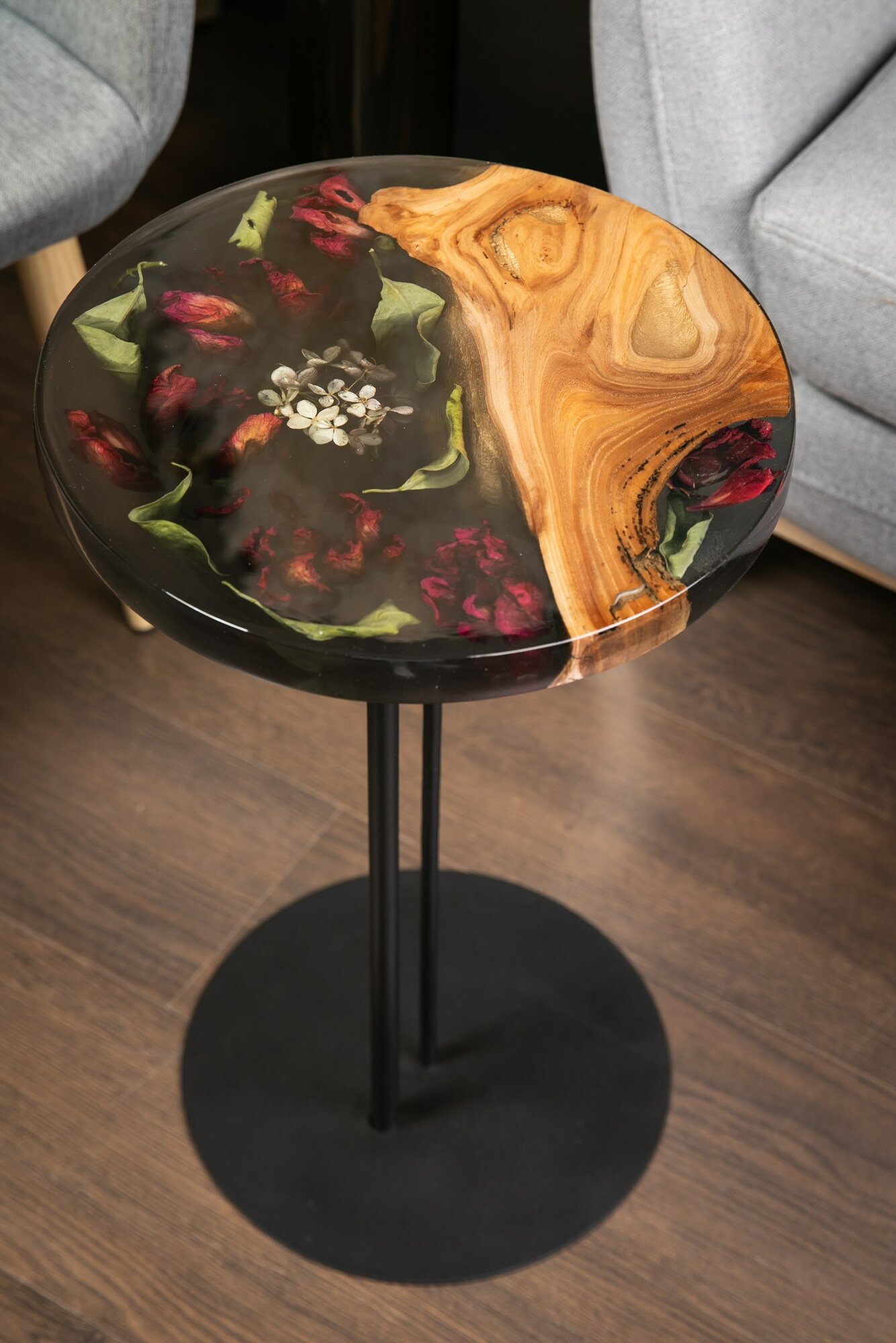 Стол журнальный "Черный дым" 35см