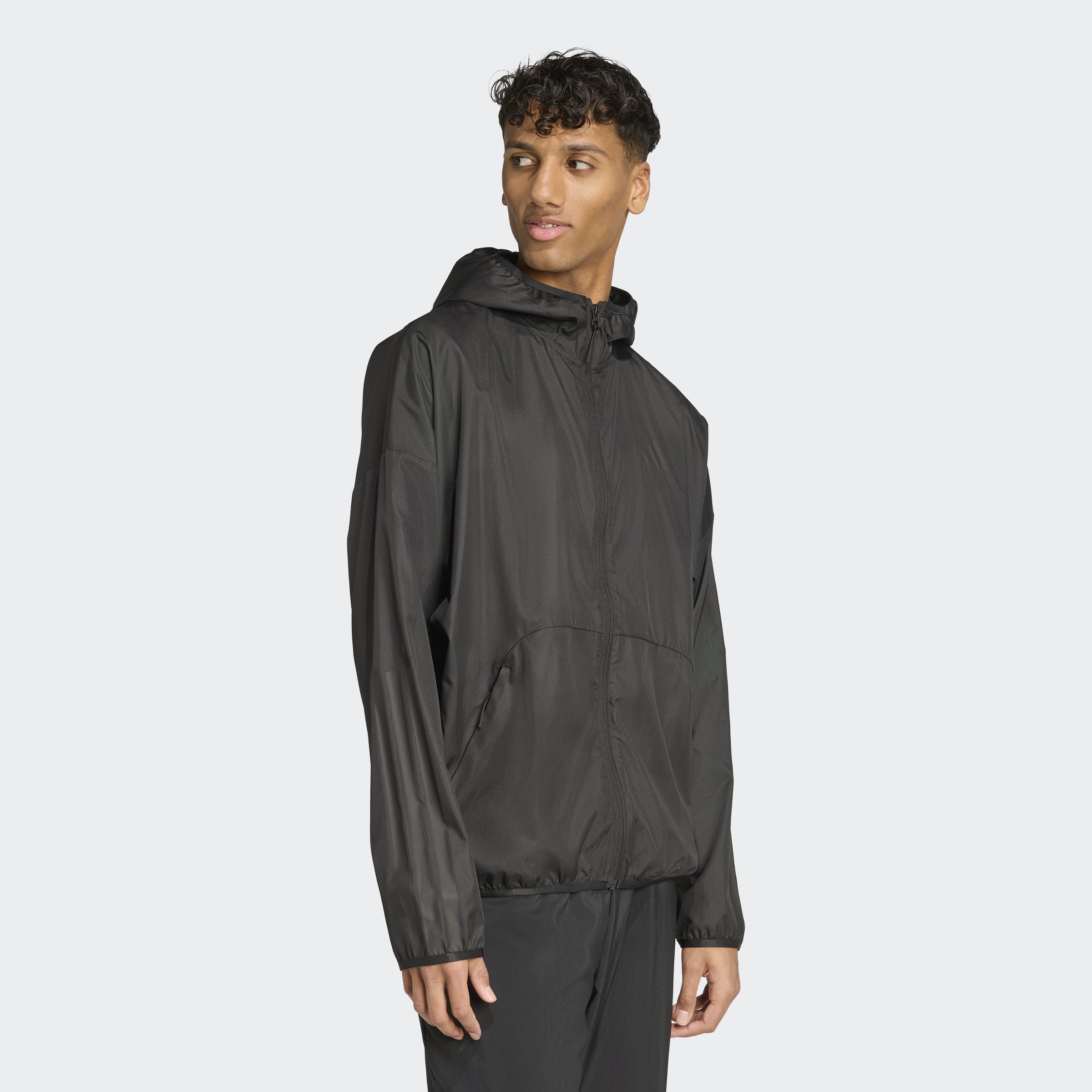 Ветровка adidas City Tech Utility Windbreaker, размер L INT, черный — фото 1