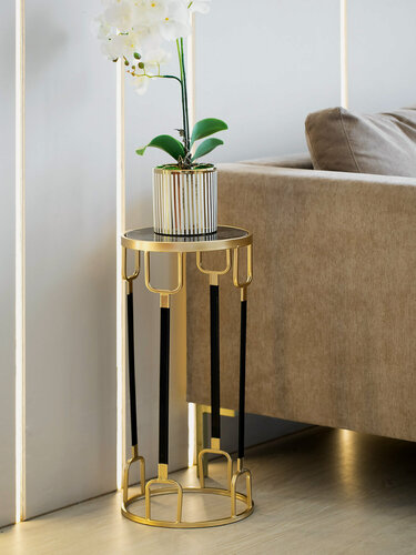 Изображение товара 54-139 Столик интерьерный с черным мрамором 28x28x60см, Glasar