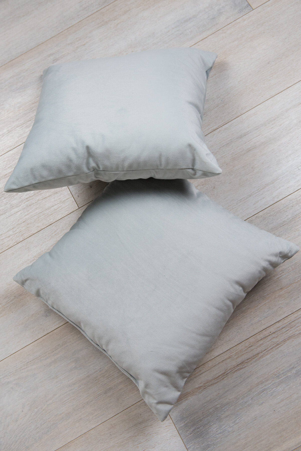 Комплект подушек 40х40 бархат, серебро, 100% пэ, 2 шт, 23 Линия — фото 1