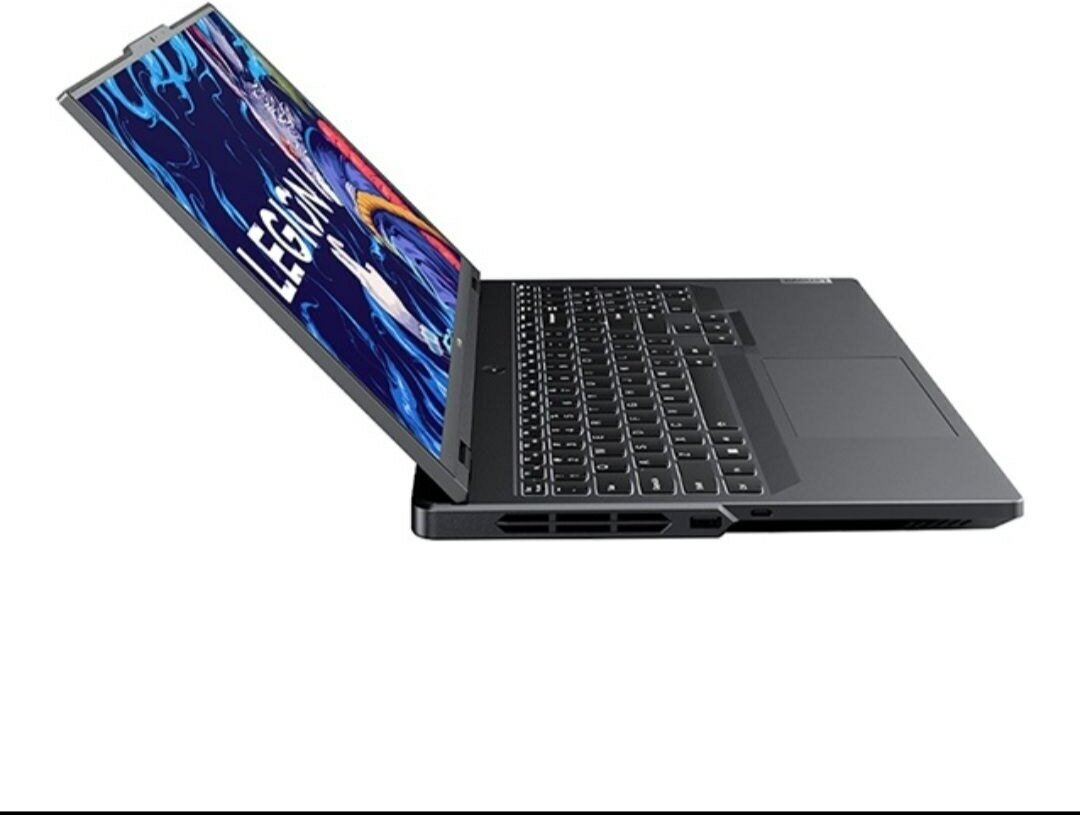 16" Ноутбук Lenovo Legion 5 Pro 16IRX8