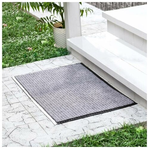 Коврик придверный влаговпитывающий ребристый Стандарт 6090 см цвет серый 1070₽