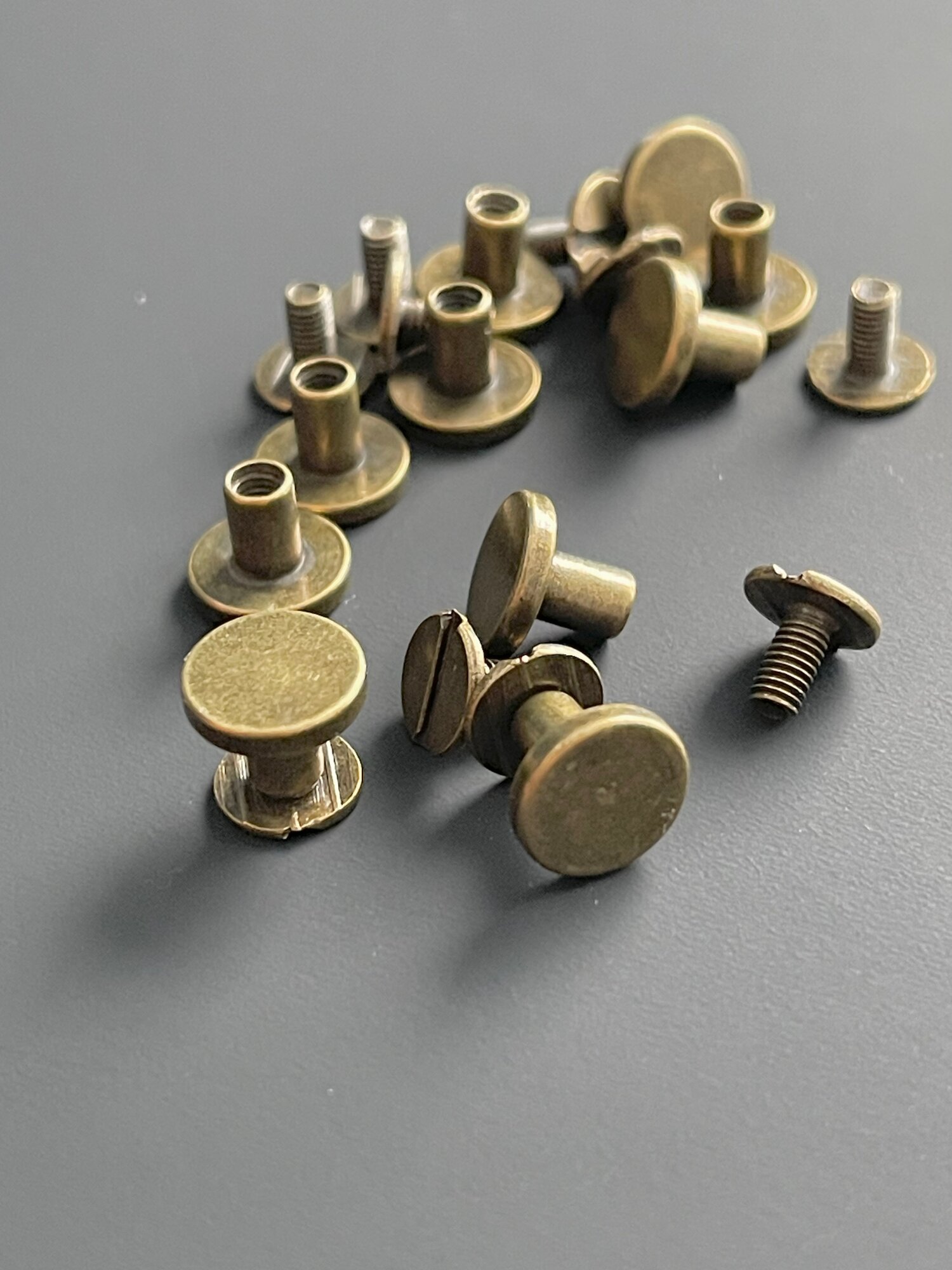 Винт ременной 9,5х8 мм, болт для ремня, винт Чикаго 8 мм, антик, 10 шт. — фото 1