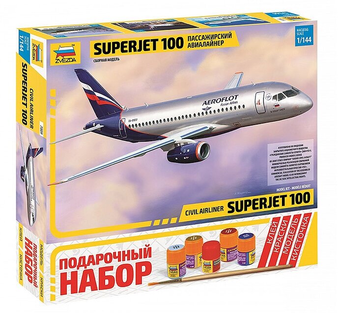 Самолет "СуперДжет-100"