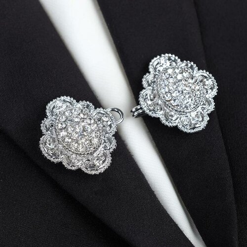 Зажим для кардигана Queen Fair белый 295₽