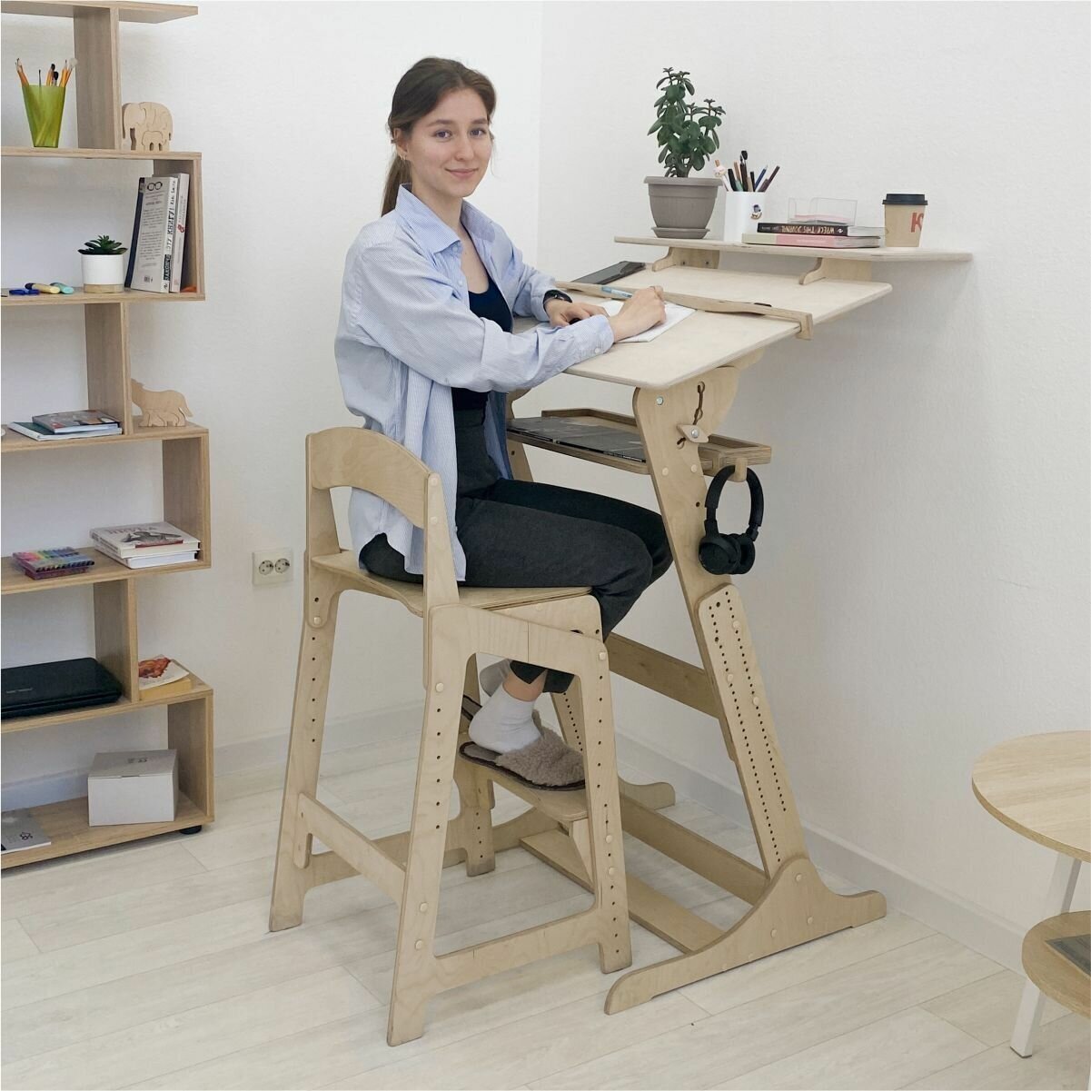 Письменный стол Хронос XL и барный стул с регулировкой, комплект
