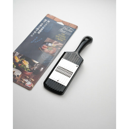 Терка для сыра Fine Julienne Mini Slicer,1,5 мм, нержавеющая сталь, пластик - Kitchen Bar