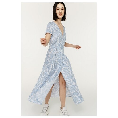 фото Платье-халат с запахом befree 2021389575 женское цвет голубой голубой принт42 природа р-р 42 xs