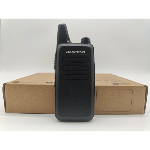 Мини рация Baofeng BF-T20 UHF для съемок с зарядкой USB и мощностью 5 Ватт черный