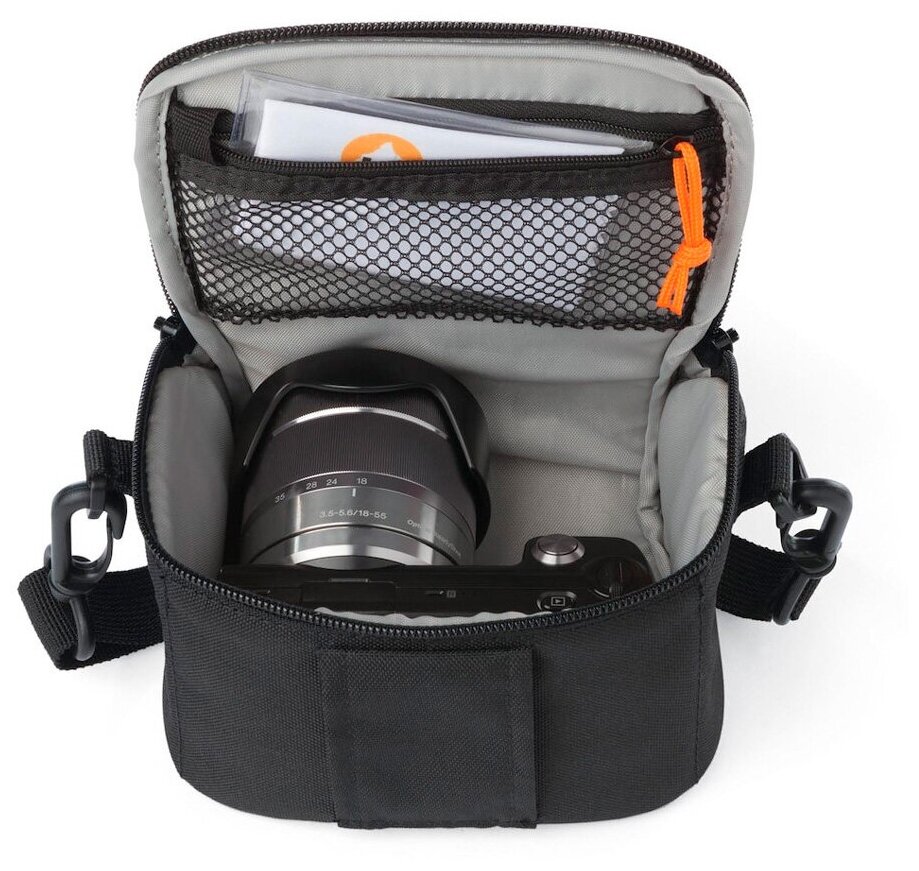 Сумка Lowepro Format 100 черная