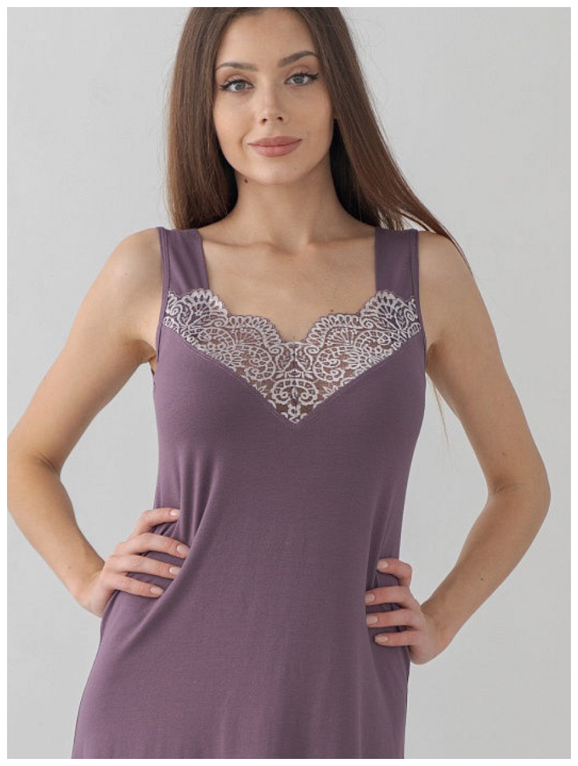 Ночная сорочка женская Елена, вискоза с кружевом, большой размер 52, цвет фиолетовый. Текстильный край. - фотография № 3