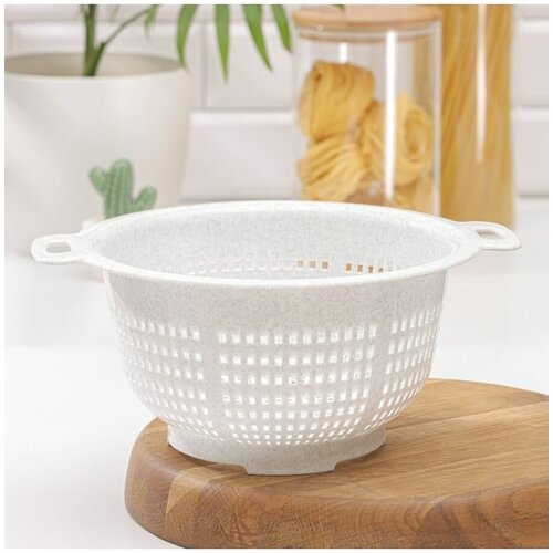 Дуршлаг кухонный d 23 см 202₽