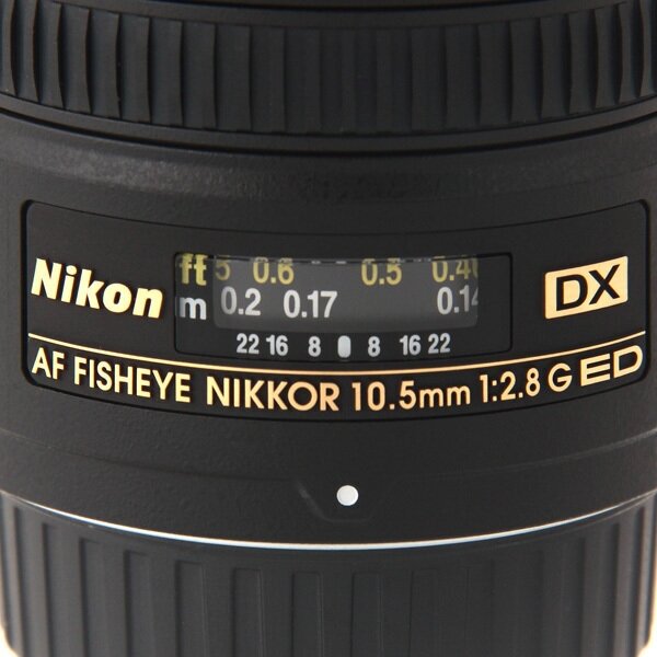 Объектив Nikon 105mm f/28G ED DX Fisheye-Nikkor