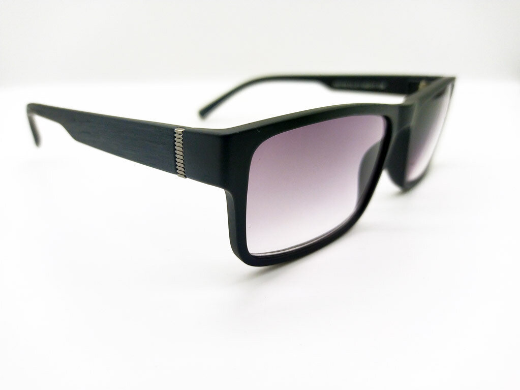 Для мужественных очки с тонировкой для близи и дали с UV защитой +1.5