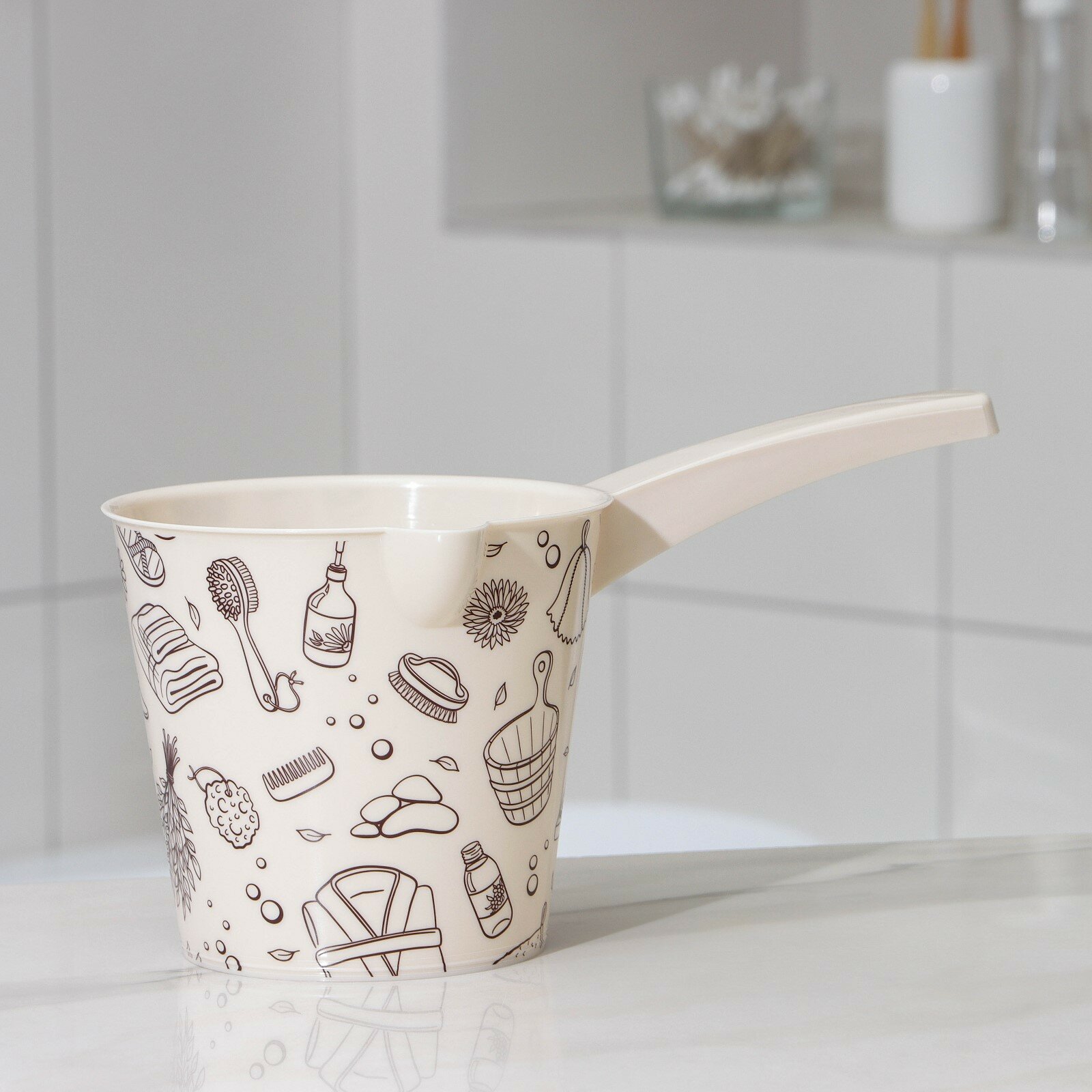 фото Ковш со сливом 1,5л 28,5х16,5х13,5см "Русская банька", цвет в ассортименте