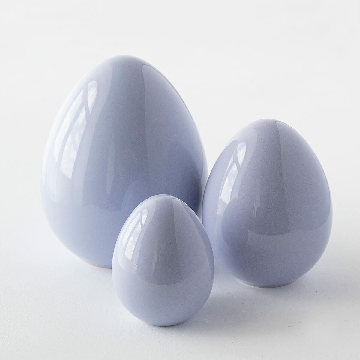 Статуэтка HIll & Mill "Egg Small", керамика, сиреневая, высота 7 см — фото 1