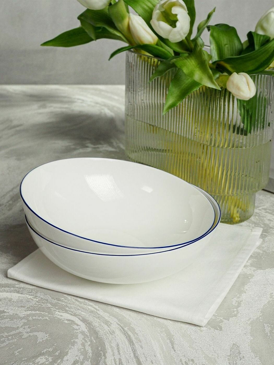 Набор фарфоровых тарелок глубоких  салатник  20см Symbol 2шт  цвет белый кант синий  STENOVA HOME