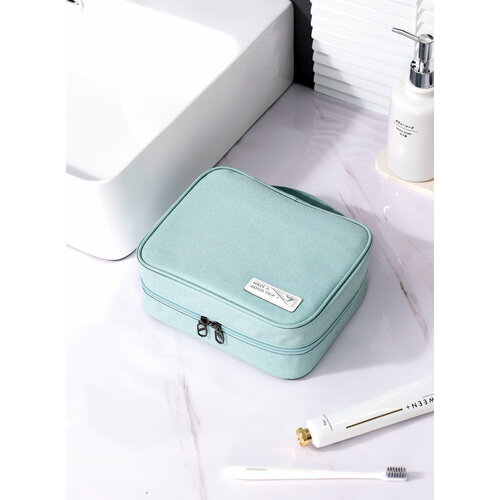 Косметичка 9х19х23 см зелeный 810₽