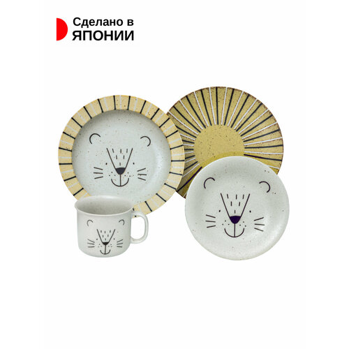 Набор посуды из фарфора