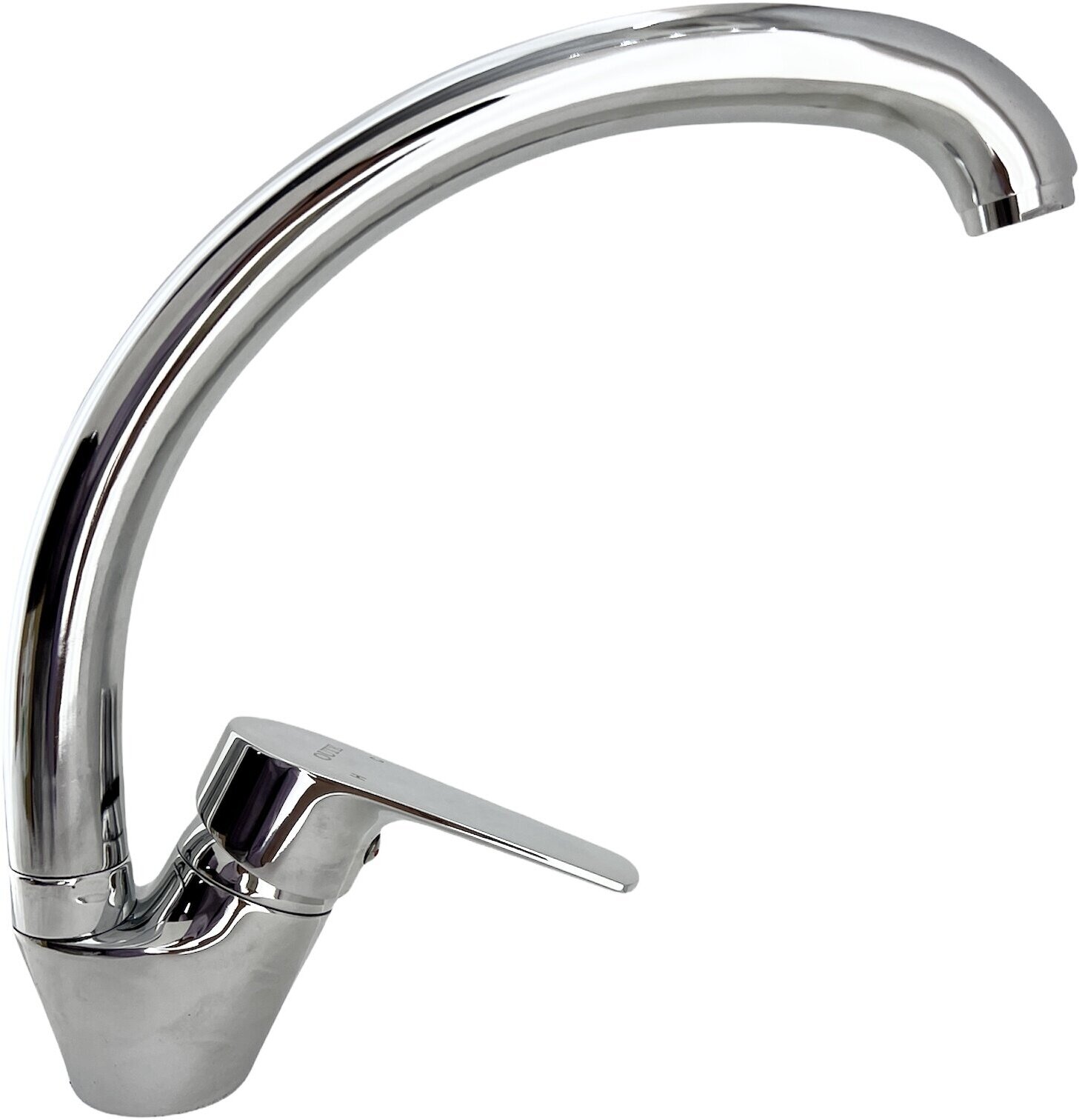 Смеситель для кухни OUTE Смеситель для кухни/Кухонный смеситель OUTE хром 250 мм выполнен из латуни монтаж на одно отверстие. Хром. Латунь.